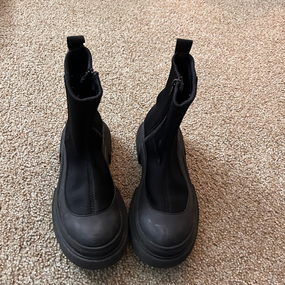 Zara Black Platform Boots